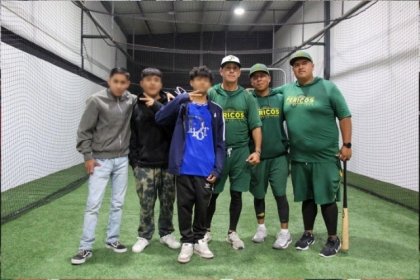 Realizan IMDP, SMDIF y Pericos de Puebla clínica deportiva para niñas y niños del Centro de Día