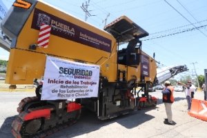 Gobierno de Armenta impulsa seguridad y bienestar con rehabilitación de laterales en Recta a Cholula