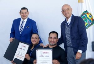 Alejandro Armenta reconoce trayectoria de atleta paralímpico poblano