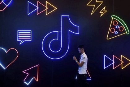 Reto de TikTok pone vidas en riesgo: jóvenes se cuelgan de puentes y edificios