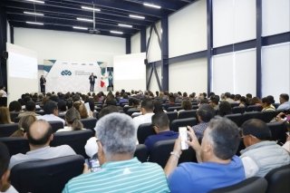 Imparte SMDIF ponencias en procuración de derechos y salud mental a docentes de la capital
