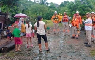 Árboles caídos, derrumbes y viviendas afectadas deja huracán Erick en, al menos, 12 municipios de Chiapas