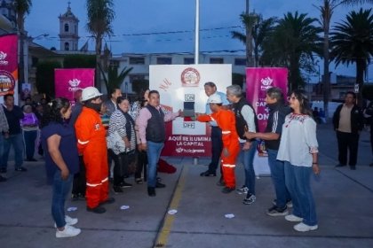 Se ilumina San Miguel Canoa con tecnología LED gracias a Puebla Brilla