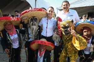 México no es colonia de nadie; siempre vamos a defender a los mexicanos en Estados Unidos: Sheinbaum